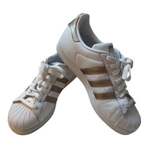 EUC Adidas Superstar sneakers white & metallic gold colorway model# CG5463